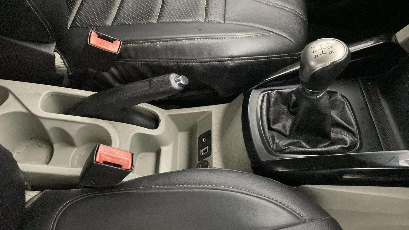 2014 Ford Ecosport TITANIUM 1.5L PETROL, Petrol, Manual, 68,713 km, Gear Lever