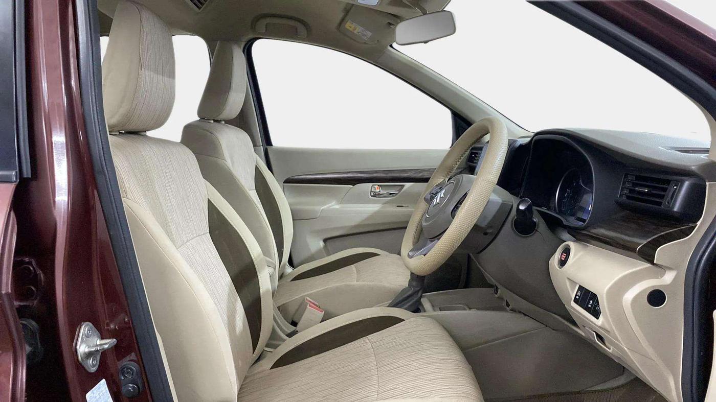 2019 Maruti Ertiga ZXI AT SHVS, Petrol, Automatic, 67,541 km, Right Side Front Door Cabin