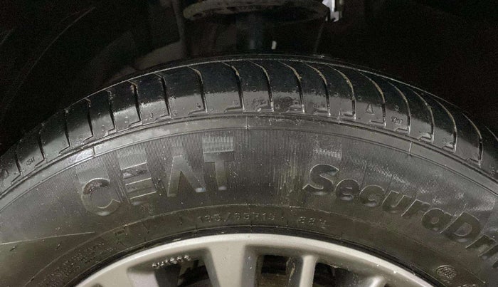 2019 Maruti Ertiga ZXI AT SHVS, Petrol, Automatic, 67,541 km, Left Front Tyre Tread