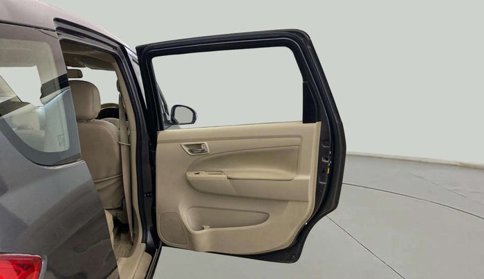 2018 Maruti Ertiga VXI, Petrol, Manual, 63,163 km, RHS Rear Door