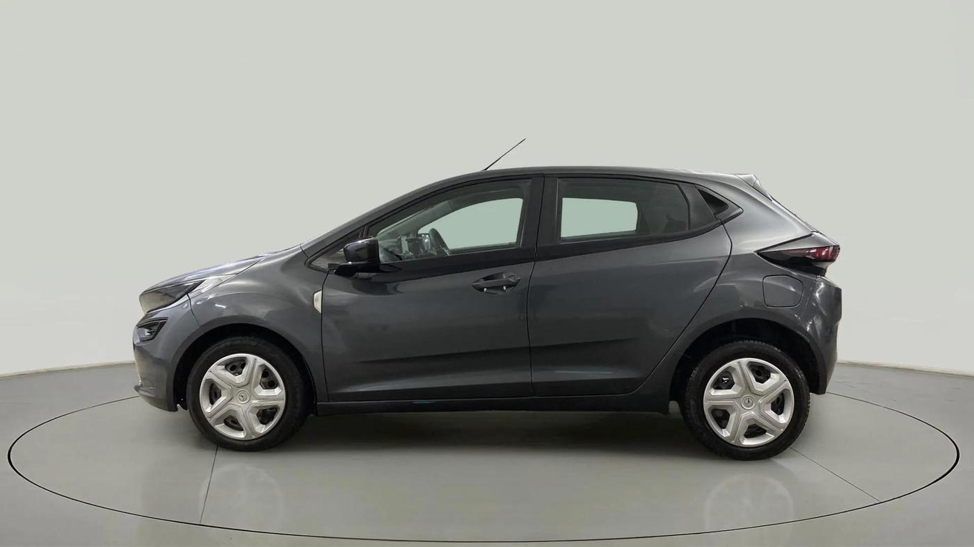 2023 Tata ALTROZ XM PLUS DIESEL, Diesel, Manual, 46,859 km, Left Side