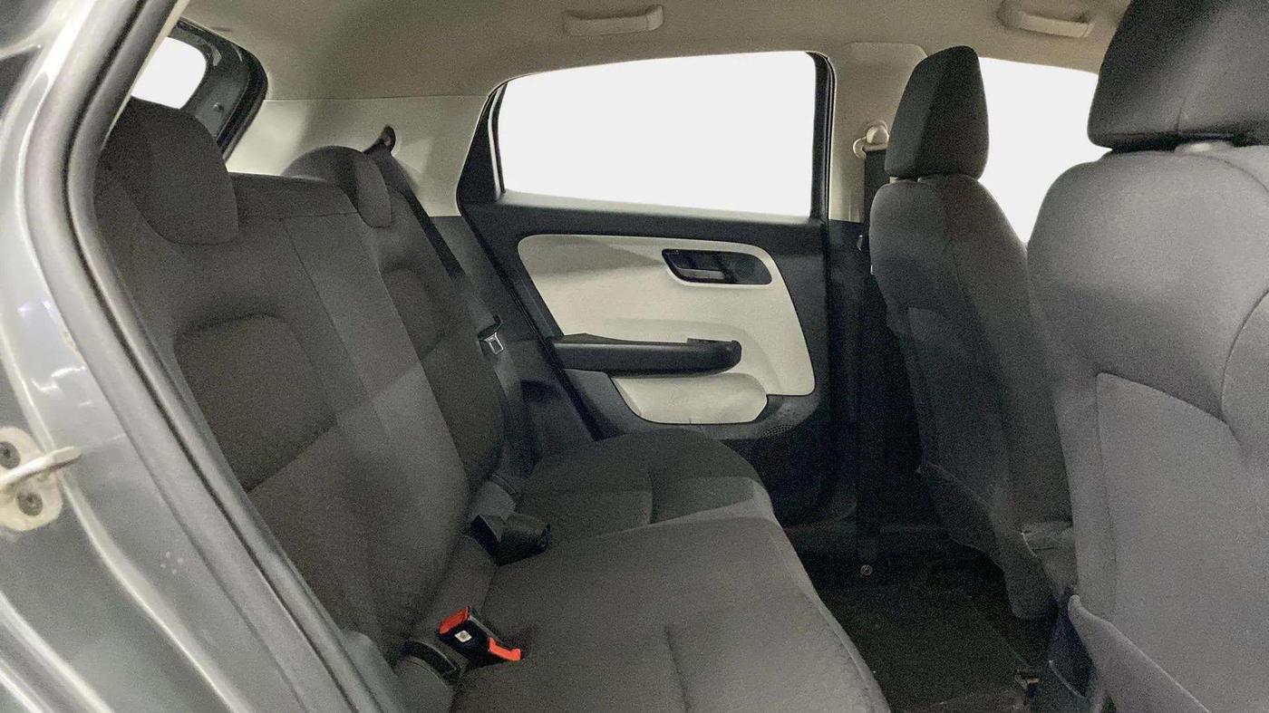 2023 Tata ALTROZ XM PLUS DIESEL, Diesel, Manual, 46,859 km, Right Side Rear Door Cabin