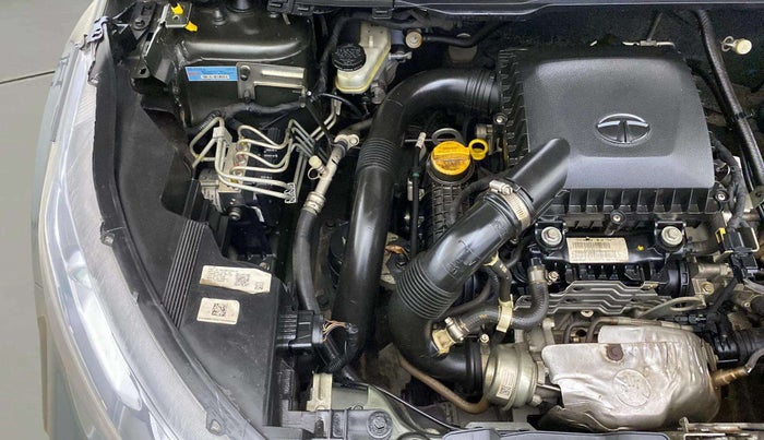 2020 Tata NEXON XMA SUNROOF PETROL, Petrol, Automatic, 75,862 km, Engine View - Right