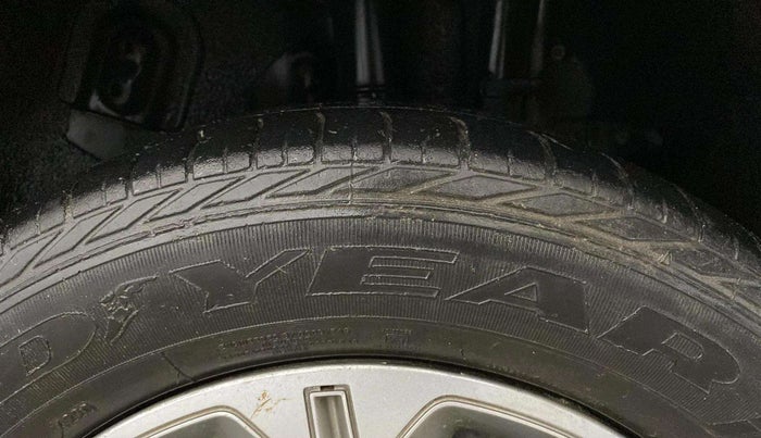 2020 Tata NEXON XMA SUNROOF PETROL, Petrol, Automatic, 75,862 km, Left Rear Tyre Tread