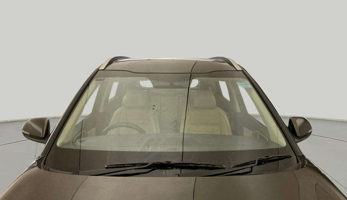 2022 KIA CARENS LUXURY 1.4 PETROL 7 STR, Petrol, Manual, 28,175 km, Front Windshield
