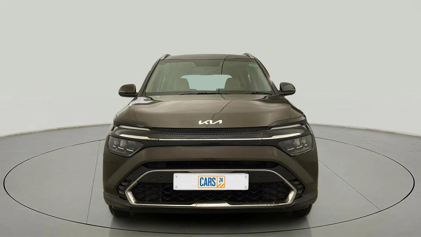 2022 KIA CARENS LUXURY 1.4 PETROL 7 STR, Petrol, Manual, 28,175 km, Front