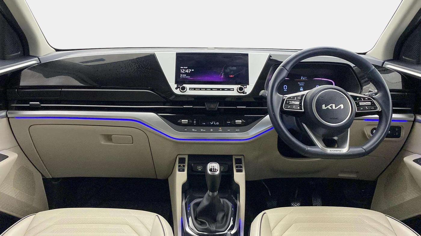 2022 KIA CARENS LUXURY 1.4 PETROL 7 STR, Petrol, Manual, 28,175 km, Dashboard