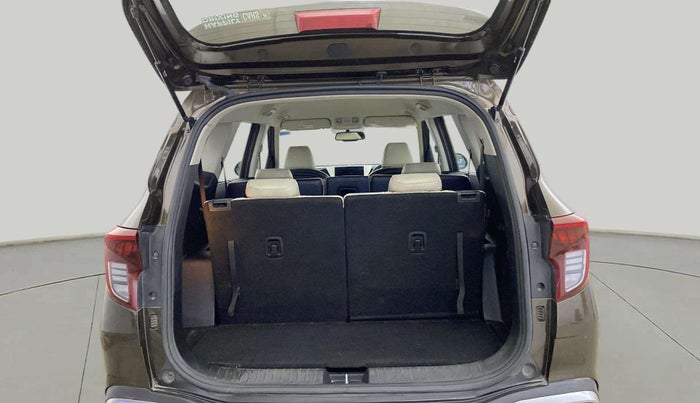 2022 KIA CARENS LUXURY 1.4 PETROL 7 STR, Petrol, Manual, 28,175 km, Boot Open Zoomed View