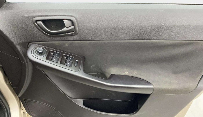 2014 Tata Zest XM PETROL, Petrol, Manual, 39,915 km, Driver Side Door Panels Control