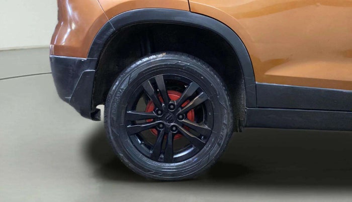 2018 Maruti Vitara Brezza ZDI PLUS DUAL TONE, Diesel, Manual, 84,567 km, Right Rear Wheel