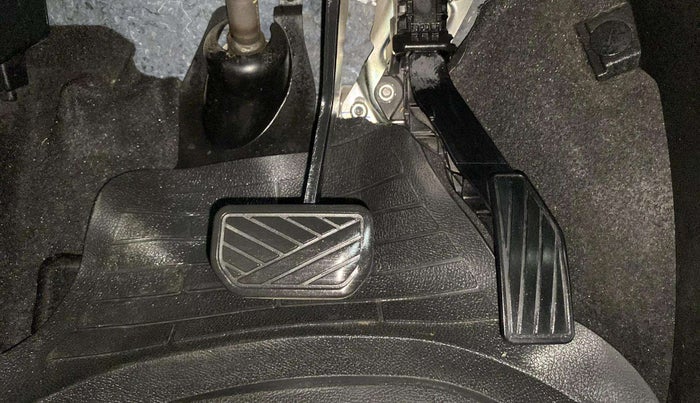 2021 Maruti S PRESSO VXI PLUS AMT, Petrol, Automatic, 34,627 km, Pedals