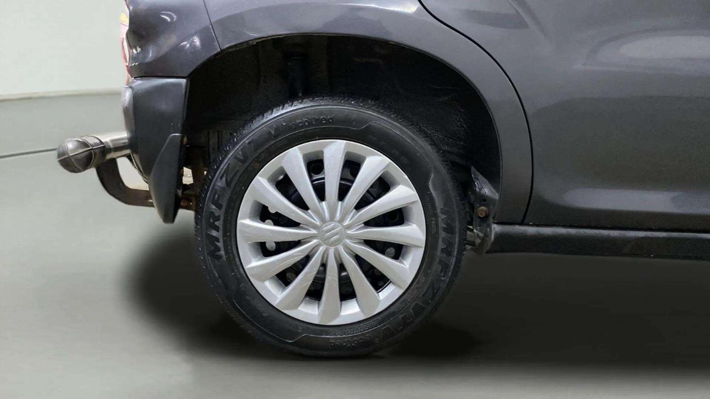 2021 Maruti S PRESSO VXI PLUS AMT, Petrol, Automatic, 34,627 km, Right Rear Wheel