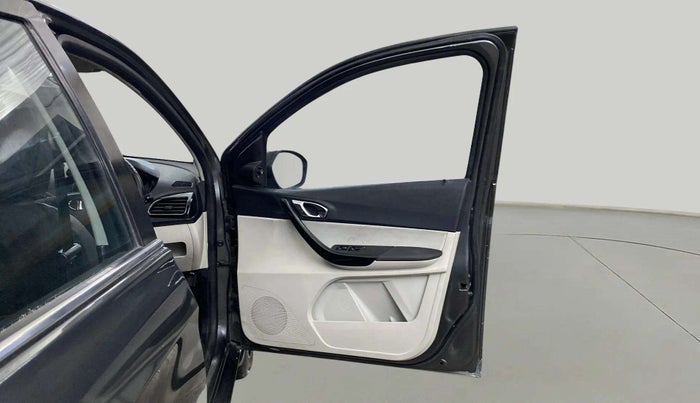 2022 Tata TIGOR XZ PLUS CNG, CNG, Manual, 74,221 km, RHS Front Door