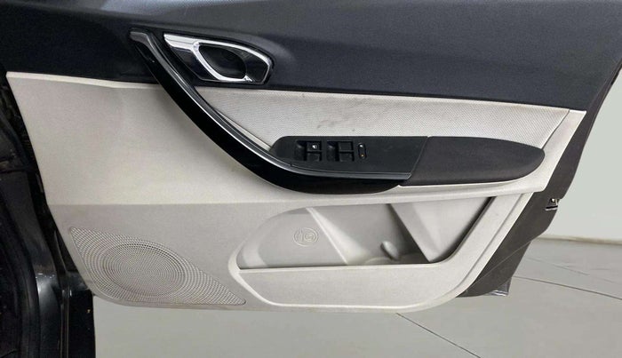 2022 Tata TIGOR XZ PLUS CNG, CNG, Manual, 74,221 km, Driver Side Door Panels Control