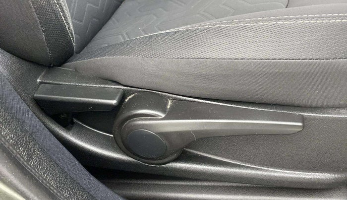 2021 Tata NEXON XZ PLUS PETROL, Petrol, Manual, 26,078 km, Driver Side Adjustment Panel