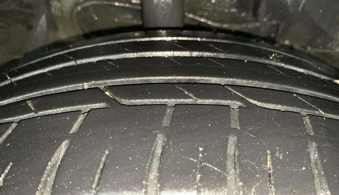 2021 Tata NEXON XZ PLUS PETROL, Petrol, Manual, 26,078 km, Right Front Tyre Tread