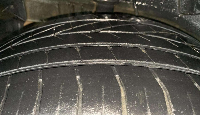 2019 Tata NEXON XZA PLUS PETROL, Petrol, Automatic, 29,961 km, Right Rear Tyre Tread