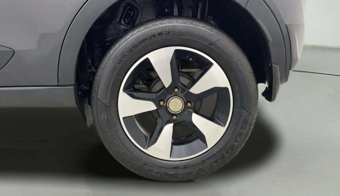 2019 Tata NEXON XZA PLUS PETROL, Petrol, Automatic, 29,961 km, Left Rear Wheel