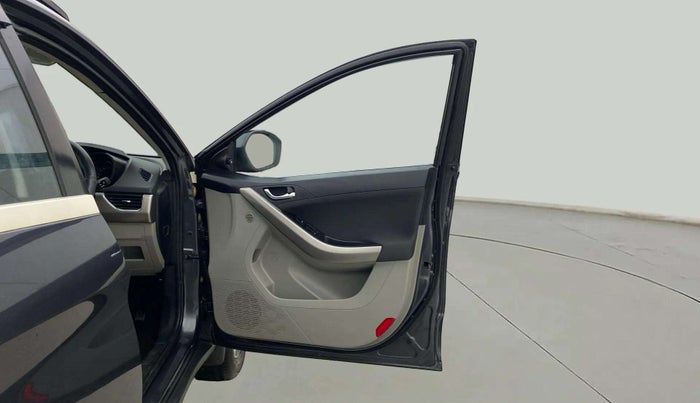 2019 Tata NEXON XZA PLUS PETROL, Petrol, Automatic, 29,961 km, RHS Front Door