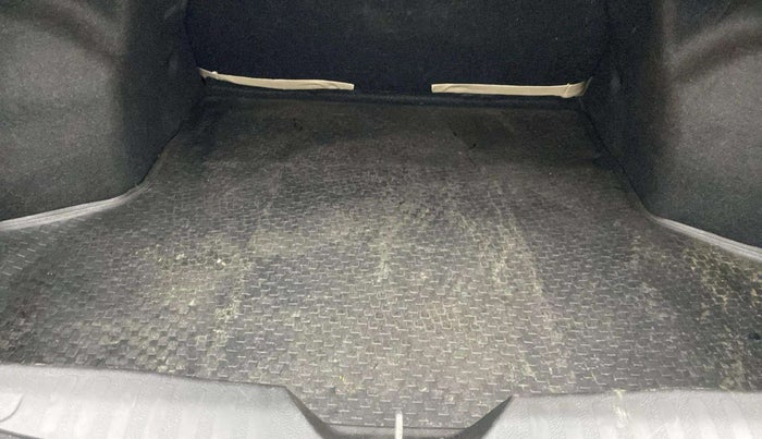 2018 Maruti Ciaz ZETA 1.4  AT PETROL, Petrol, Automatic, 20,765 km, Boot Inside