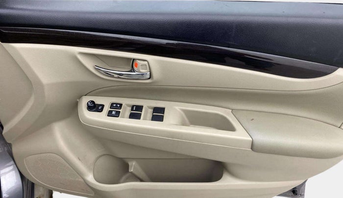 2018 Maruti Ciaz ZETA 1.4  AT PETROL, Petrol, Automatic, 20,765 km, Driver Side Door Panels Control