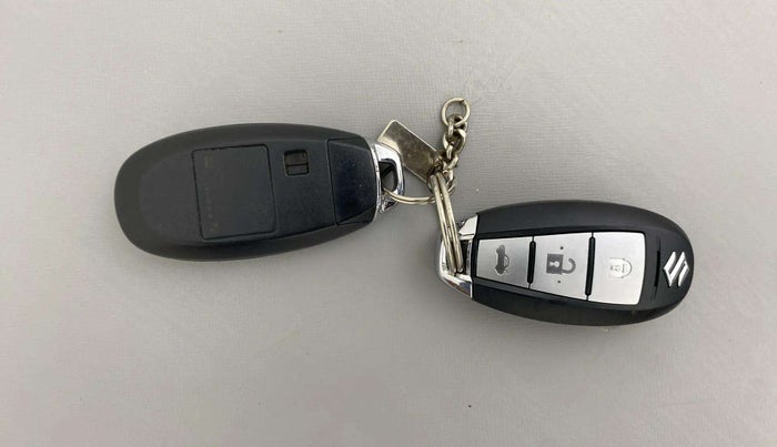 2018 Maruti Ciaz ZETA 1.4  AT PETROL, Petrol, Automatic, 20,765 km, Key Close Up