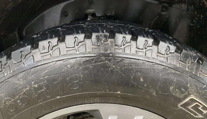 2022 Mahindra Thar LX HT PETROL 4WD MT, Petrol, Manual, 9,212 km, Left Front Tyre Tread