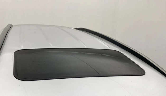 2019 Mahindra XUV500 W9 AT, Diesel, Automatic, 97,087 km, Moonroof/ Sunroof