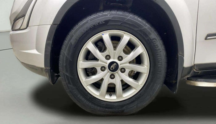2019 Mahindra XUV500 W9 AT, Diesel, Automatic, 97,087 km, Left Front Wheel