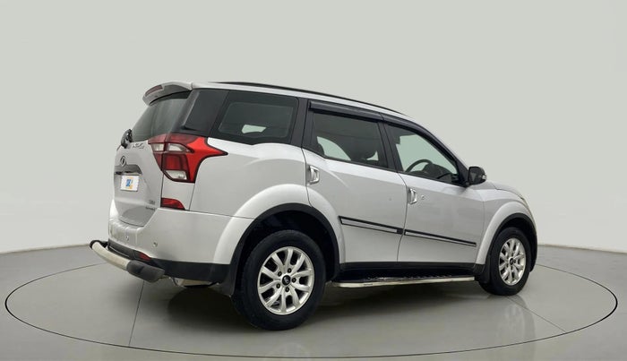 2019 Mahindra XUV500 W9 AT, Diesel, Automatic, 97,087 km, Right Back Diagonal