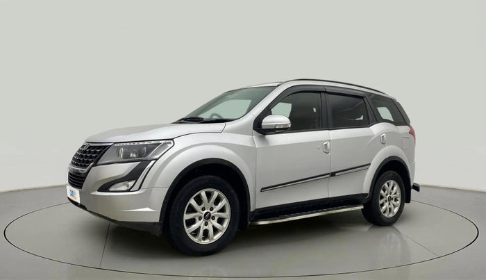 2019 Mahindra XUV500 W9 AT, Diesel, Automatic, 97,087 km, Left Front Diagonal