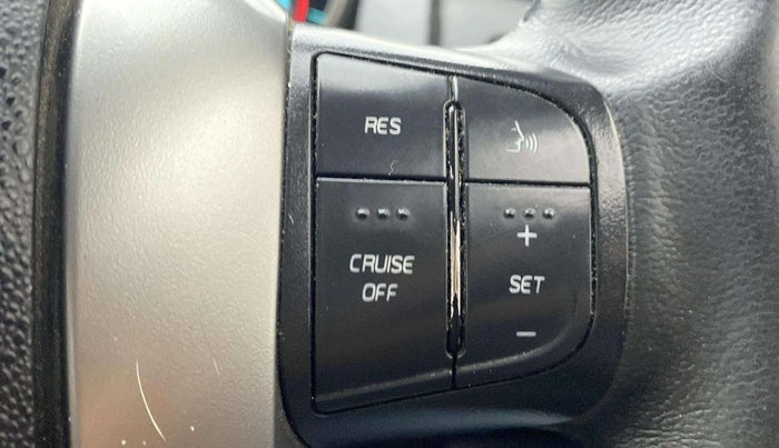 2019 Mahindra XUV500 W9 AT, Diesel, Automatic, 97,087 km, Adaptive Cruise Control