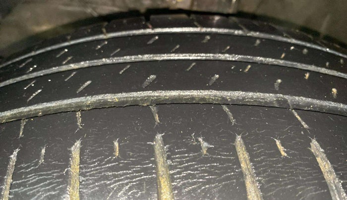 2018 Maruti Dzire ZXI PLUS, Petrol, Manual, 47,364 km, Left Front Tyre Tread