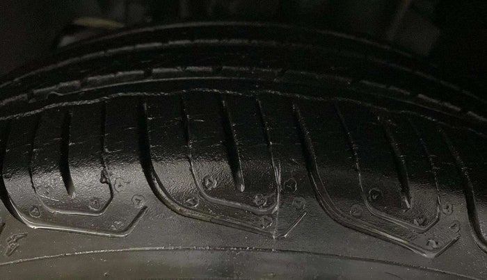 2021 Tata Tiago XT PETROL, Petrol, Manual, 17,595 km, Right Front Tyre Tread