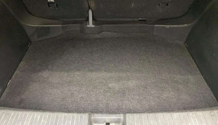 2021 Volkswagen TAIGUN HIGHLINE 1.0 TSI AT, Petrol, Automatic, 59,232 km, Boot Inside