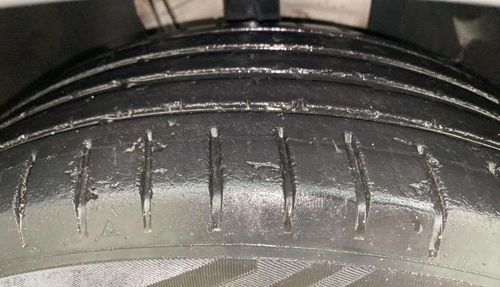 2021 Volkswagen TAIGUN HIGHLINE 1.0 TSI AT, Petrol, Automatic, 59,232 km, Right Front Tyre Tread