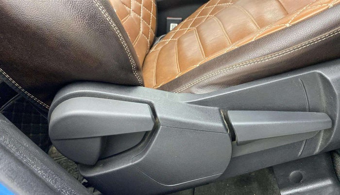 2022 Renault Kiger RXZ AMT, Petrol, Automatic, 74,714 km, Driver Side Adjustment Panel