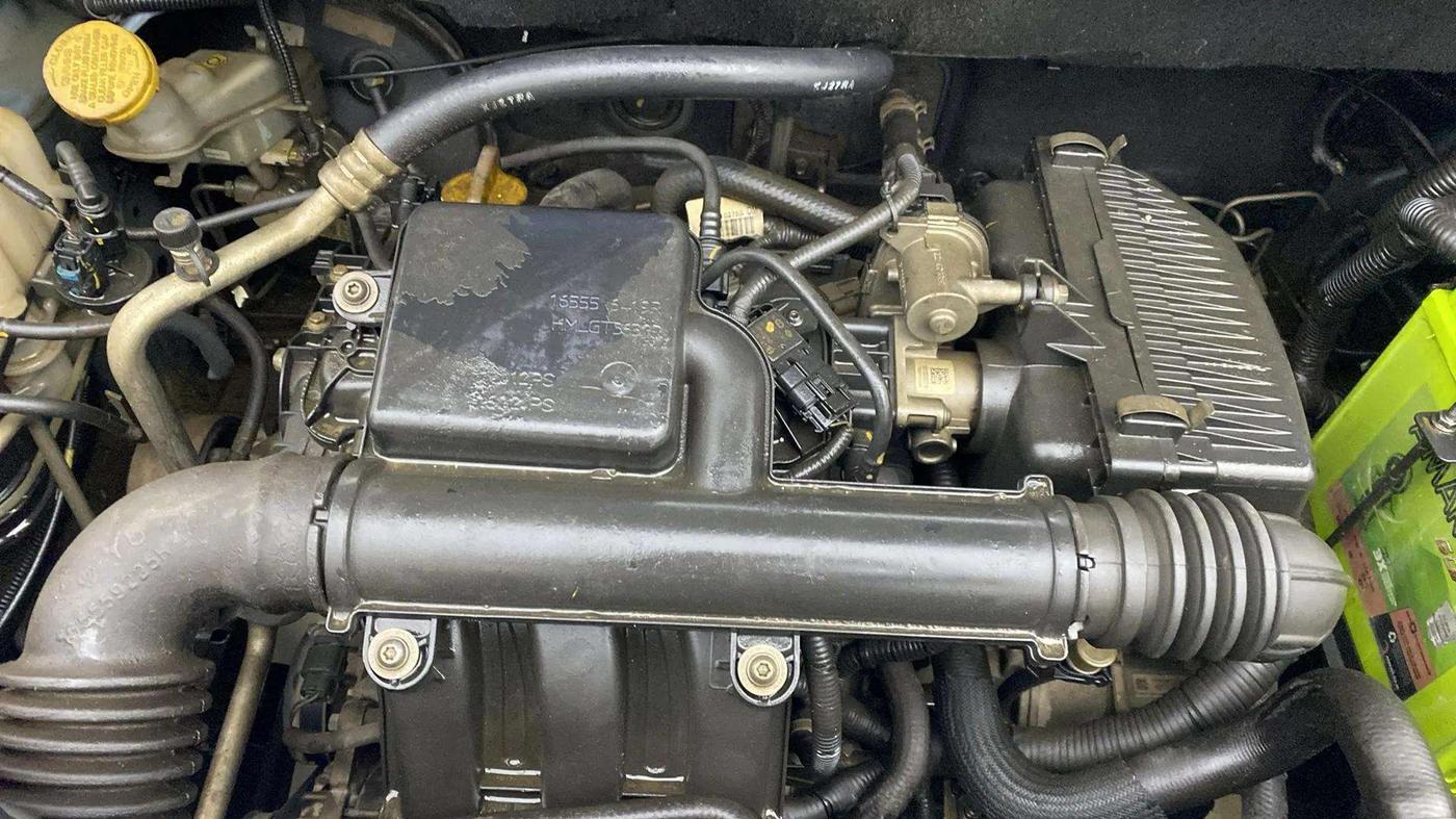 2022 Renault Kiger RXZ AMT, Petrol, Automatic, 75,045 km, Engine View
