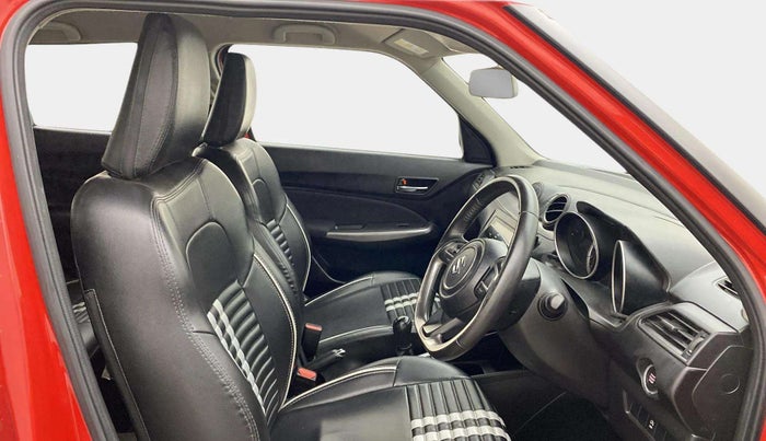 2022 Maruti Swift ZXI, Petrol, Manual, 66,616 km, Right Side Front Door Cabin