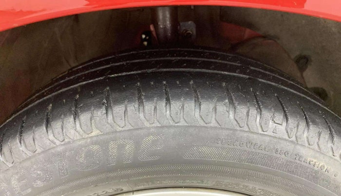 2022 Maruti Swift ZXI, Petrol, Manual, 66,616 km, Right Front Tyre Tread