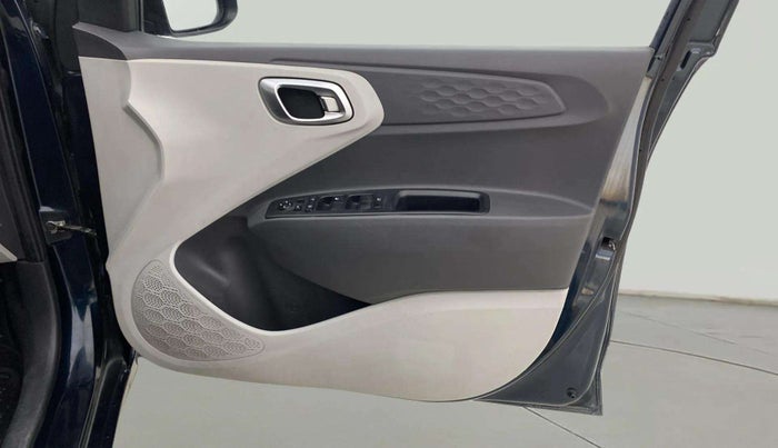 2021 Hyundai GRAND I10 NIOS SPORTZ 1.2 KAPPA VTVT CNG, CNG, Manual, 77,896 km, Driver Side Door Panels Control