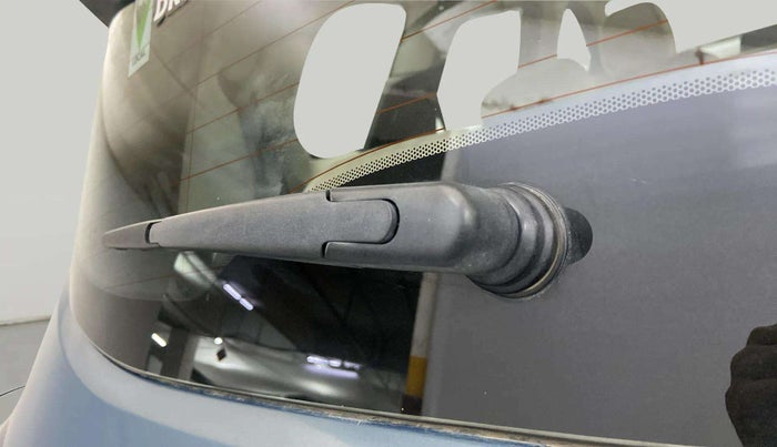 2021 Tata Safari XZA PLUS, Diesel, Automatic, 92,687 km, Rear Wiper