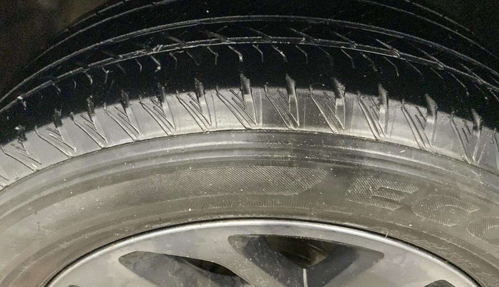 2021 Tata Safari XZA PLUS, Diesel, Automatic, 92,687 km, Left Rear Tyre Tread