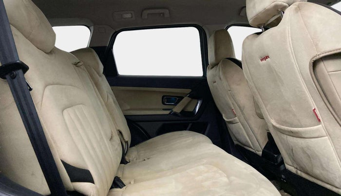 2021 Tata Safari XZA PLUS, Diesel, Automatic, 92,687 km, Right Side Rear Door Cabin