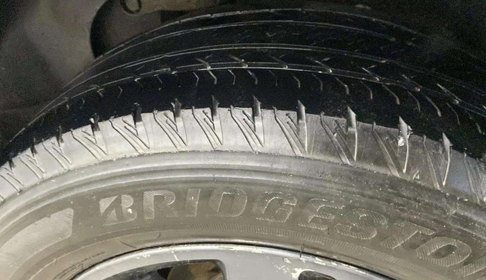 2021 Tata Safari XZA PLUS, Diesel, Automatic, 92,687 km, Right Rear Tyre Tread