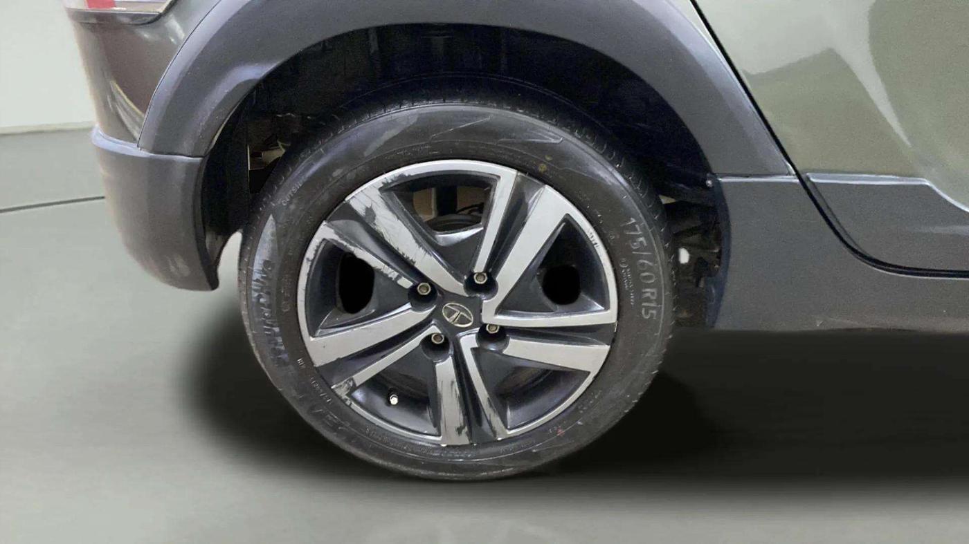 2022 Tata TIAGO NRG XZ MT, Petrol, Manual, 73,253 km, Right Rear Wheel