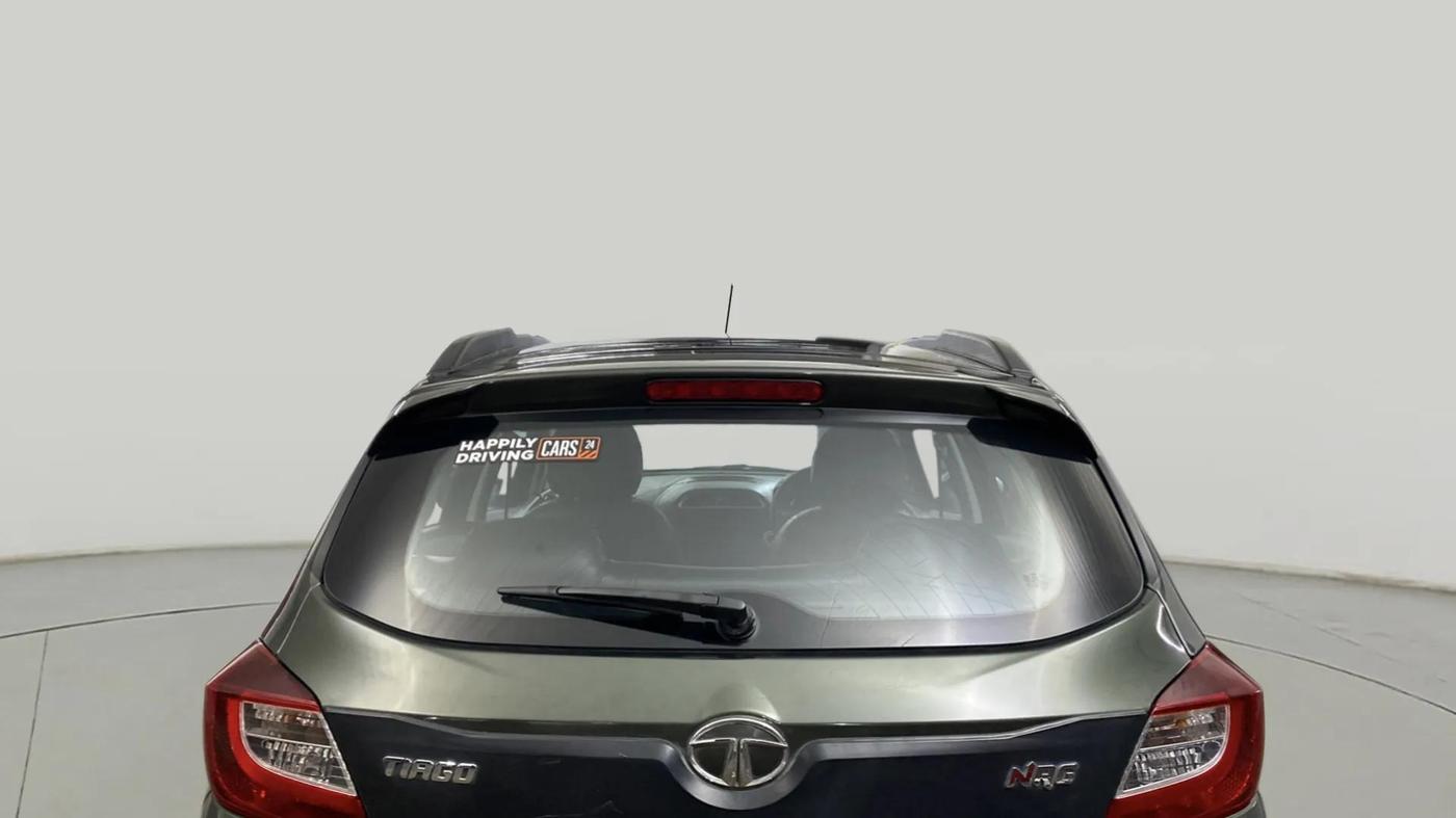 2022 Tata TIAGO NRG XZ MT, Petrol, Manual, 73,253 km, Rear Windshield