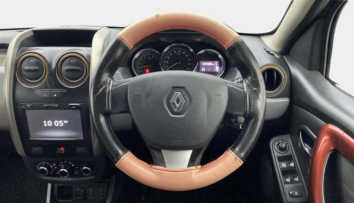 2018 Renault Duster RXS CVT, Petrol, Automatic, 1,02,621 km, Steering Wheel Close Up