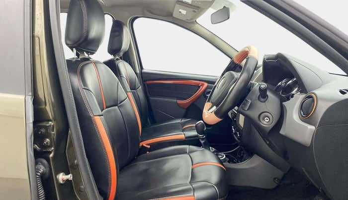 2018 Renault Duster RXS CVT, Petrol, Automatic, 1,02,621 km, Right Side Front Door Cabin