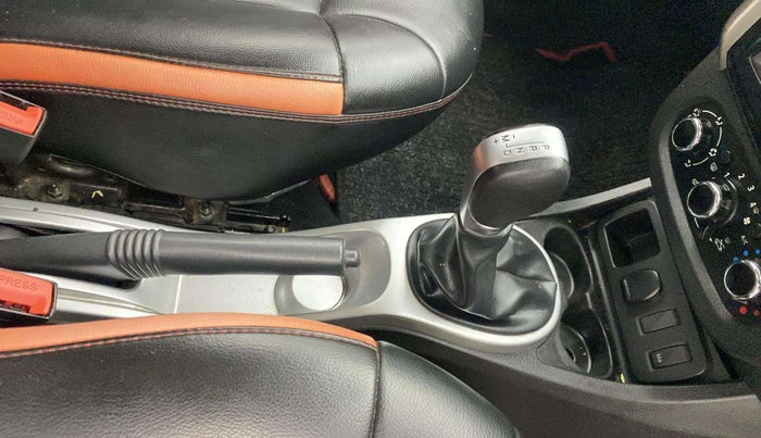 2018 Renault Duster RXS CVT, Petrol, Automatic, 1,02,621 km, Gear Lever